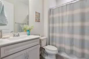 13940 Destin Bch Ln, Orlando, FL 32827 - Photo 3