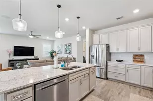 13940 Destin Bch Ln, Orlando, FL 32827 - Photo 9