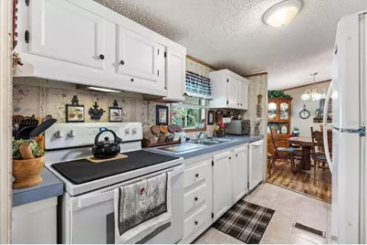 2915 Arbor Ridge Boulevard, Fruitland Park, FL 34731 - Photo 17