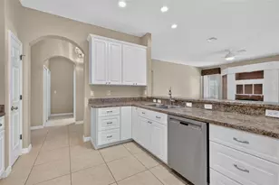 26915 Honeymoon Ave, Leesburg, FL 34748 - Photo 19