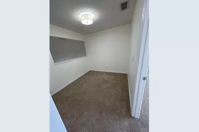 34322 Tuscany Avenue, Sorrento, FL 32776 - Photo 17