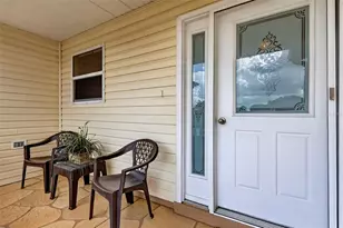 1276 Weaton Ct, The Villages, FL 32162 - Photo 3