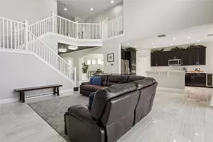 359 Blue Cypress Dr, Groveland, FL 34736 - Photo 9