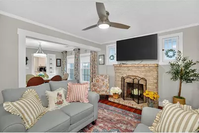 418 E 10th Avenue, Mount Dora, FL 32757 - Photo 5