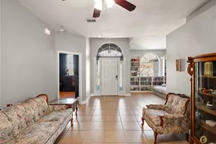 834 High Pointe Cir, Minneola, FL 34715 - Photo 7