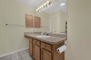 17648 SE 93rd Butler Ct, The Villages, FL 32162 - Photo 25