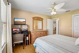 917 Eastmont Ct, The Villages, FL 32162 - Photo 27