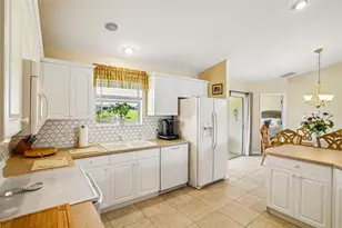 917 Eastmont Ct, The Villages, FL 32162 - Photo 15