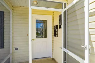 917 Eastmont Ct, The Villages, FL 32162 - Photo 5