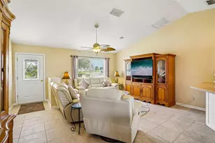 917 Eastmont Ct, The Villages, FL 32162 - Photo 9