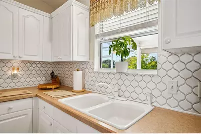 917 Eastmont Court, The Villages, FL 32162 - Photo 17