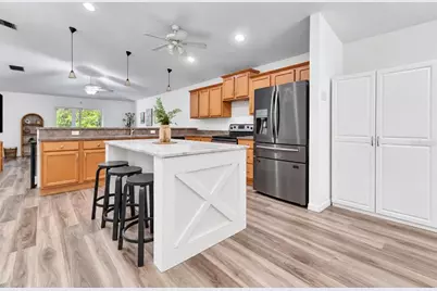 32917 Forest Avenue, Leesburg, FL 34788 - Photo 9