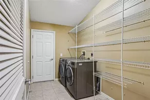 108 Cherry Blossom Ln, Lady Lake, FL 32159 - Photo 35