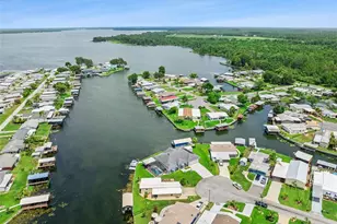 30127 Green Bay Dr, Tavares, FL 32778 - Photo 29