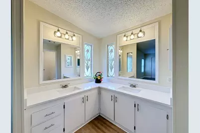 1676 Elkhart Circle, Tavares, FL 32778 - Photo 23