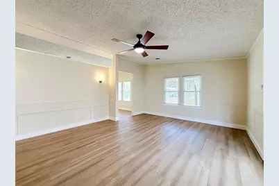 1676 Elkhart Circle, Tavares, FL 32778 - Photo 19