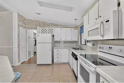 724 Jason Drive, The Villages, FL 32159 - Photo 9