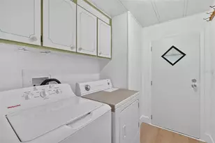 724 Jason Dr, The Villages, FL 32159 - Photo 13