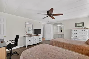 724 Jason Dr, The Villages, FL 32159 - Photo 15