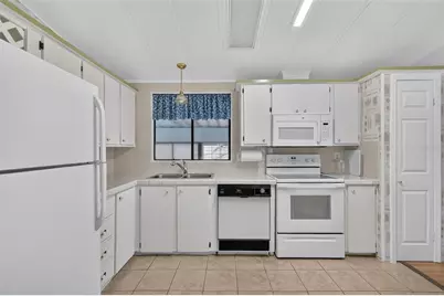 724 Jason Drive, The Villages, FL 32159 - Photo 11