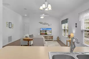 1352 Mary Beth Ln, The Villages, FL 32163 - Photo 15