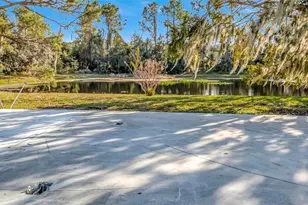 722 Landry Ln, Tavares, FL 32778 - Photo 1
