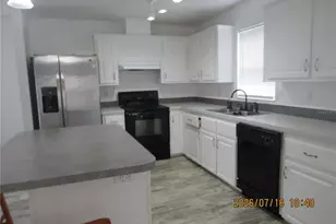 11719 Lake Dr, Clermont, FL 34715 - Photo 5