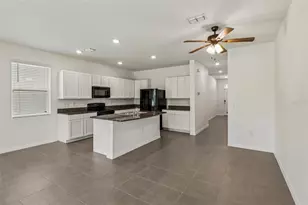 5323 Loblolly Ln, Wildwood, FL 34785 - Photo 13