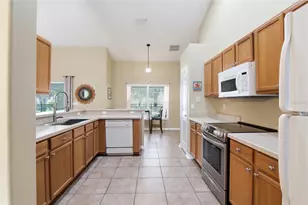 15828 Heron Hill St, Clermont, FL 34714 - Photo 9