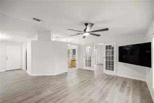 5230 Lexington Cir, Wildwood, FL 34785 - Photo 7