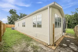5230 Lexington Cir, Wildwood, FL 34785 - Photo 29