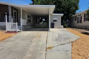 3224 Manatee Rd, Tavares, FL 32778 - Photo 3