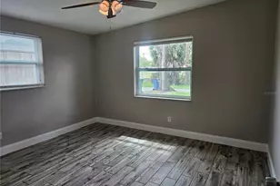 15165 Harding Ave, Clearwater, FL 33760 - Photo 9