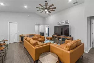 2311 Sunset Wy, Davenport, FL 33837 - Photo 9