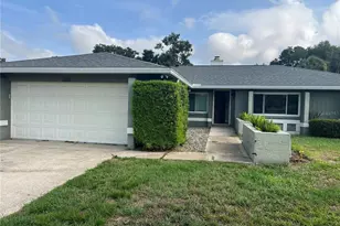 3101 Village Ln, Mount Dora, FL 32757 - Photo 3