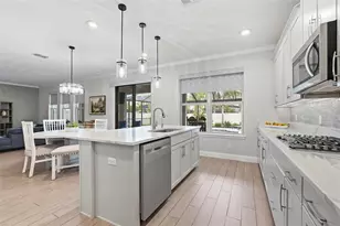 8254 Procida Isle Ln, Windermere, FL 34786 - Photo 15
