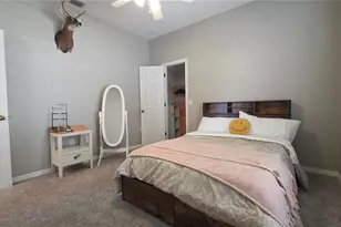36812 Queen Bee Ln, Grand Island, FL 32735 - Photo 45