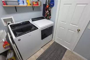 36812 Queen Bee Ln, Grand Island, FL 32735 - Photo 53