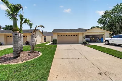 2214 Cypress Cove Drive #4, Tavares, FL 32778 - Photo 5