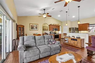 81 Fairway Cir, Umatilla, FL 32784 - Photo 19
