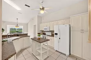 1719 Carrera Dr, The Villages, FL 32159 - Photo 7