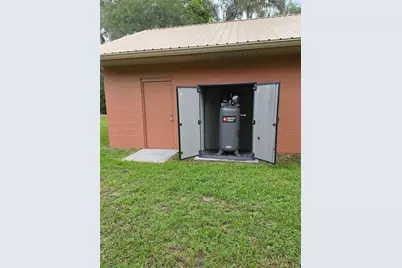 38700 Lakeview Drive, Lady Lake, FL 32159 - Photo 5