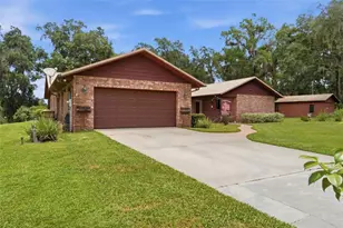 38700 Lakeview Dr, Lady Lake, FL 32159 - Photo 13