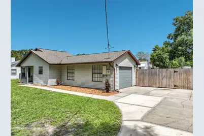 25121 Algonquin Avenue, Sorrento, FL 32776 - Photo 3