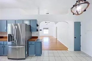 25121 Algonquin Ave, Sorrento, FL 32776 - Photo 17