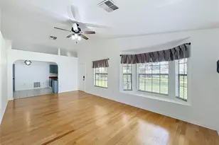 25121 Algonquin Ave, Sorrento, FL 32776 - Photo 9