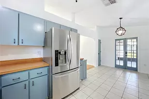 25121 Algonquin Ave, Sorrento, FL 32776 - Photo 21