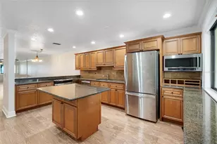 608 S Main Ave, Minneola, FL 34715 - Photo 13