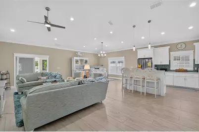 12615 NE 49th Drive, Oxford, FL 34484 - Photo 7