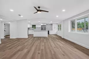 3629 S Crystal Lake Dr, Orlando, FL 32806 - Photo 9
